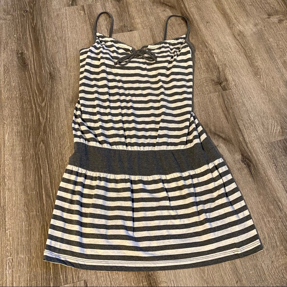 Billabong Summer Dress Gray & White Stripes Spaghetti Strap Size Large - Cotton